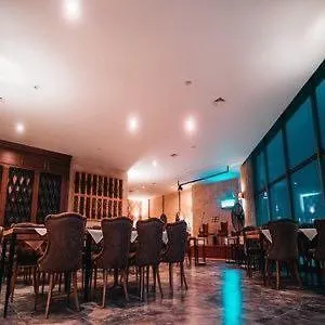 아파트 Sunny Escape Trikomo